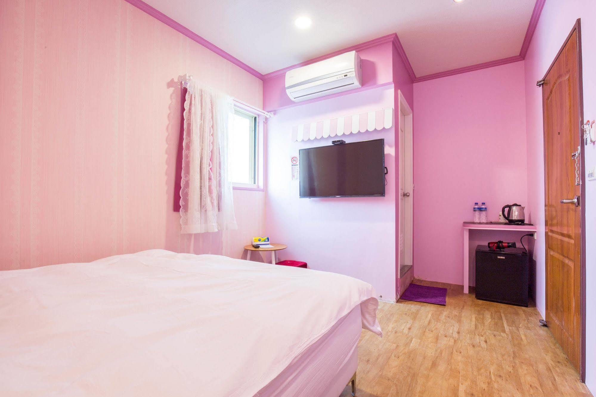 N. Castle Hotel Yilan Ngoại thất bức ảnh